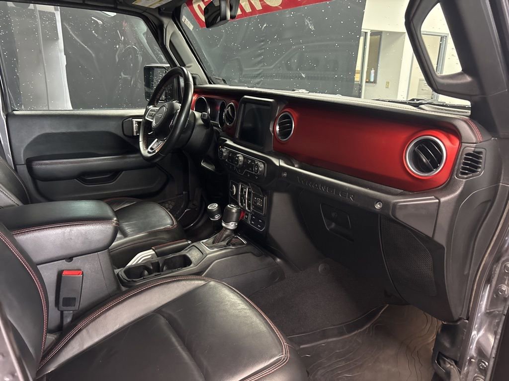 Used 2018 Jeep Wrangler Unlimited Rubicon AWD/4WD image 12