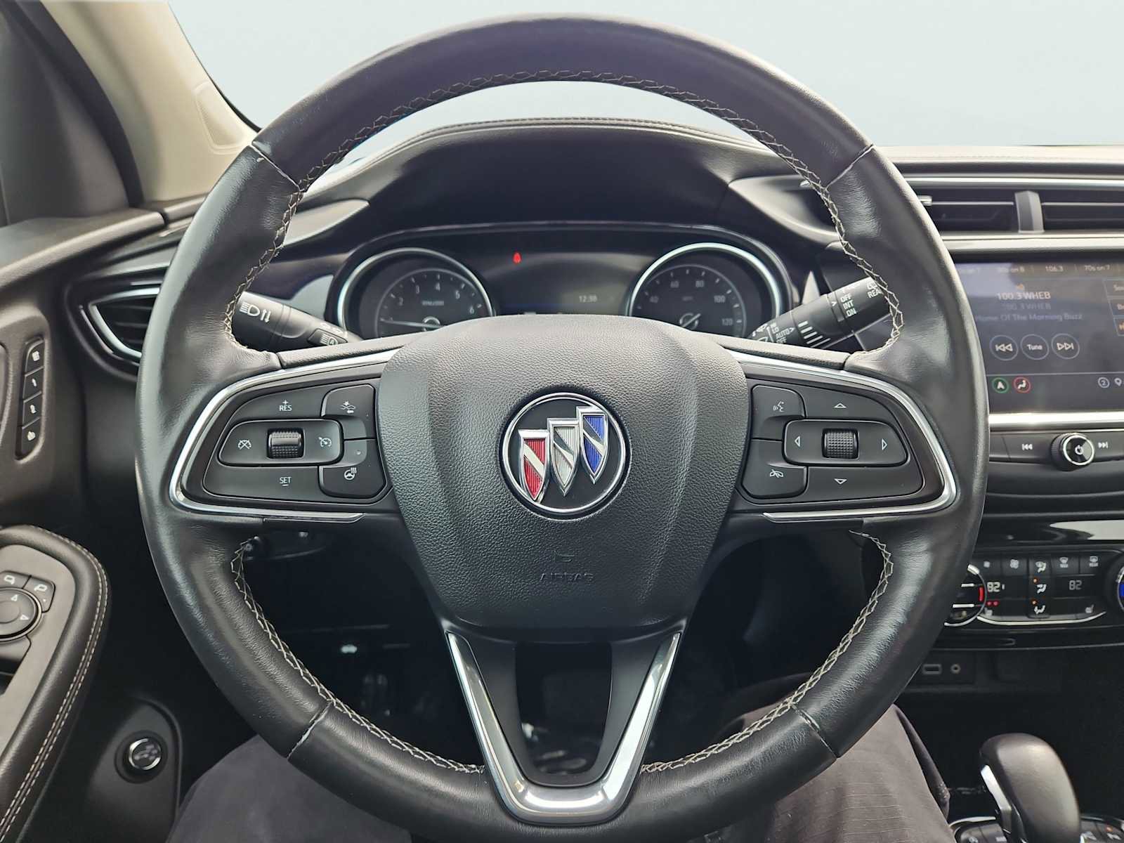 Used 2020 Buick Encore GX Essence w/ Experience Buick Package image 34