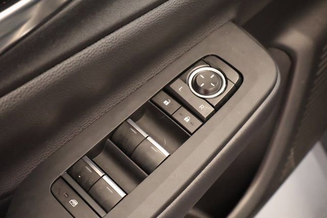 Used 2023 Toyota Prius Prime Premium image 10