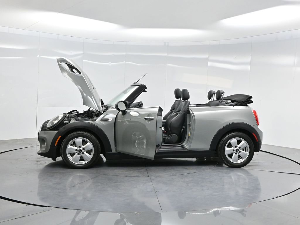 Used 2017 MINI Cooper Convertible image 44