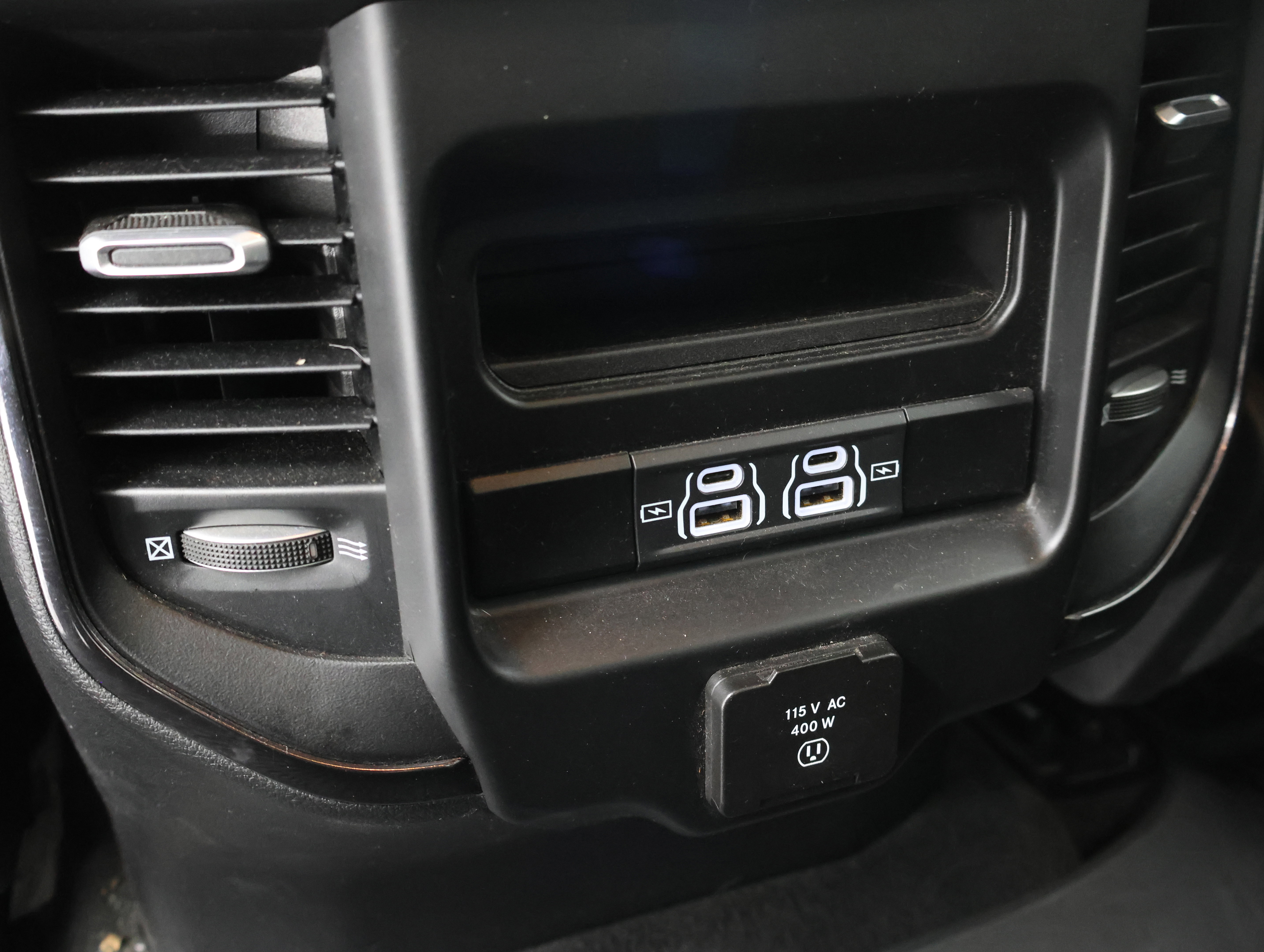 Used 2021 RAM 1500 Big Horn w/ Built-to-serve Edition image 36