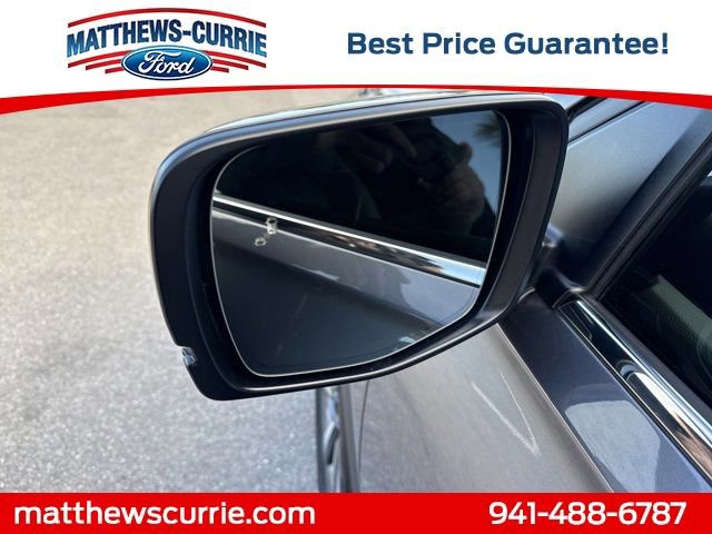 Used 2024 Honda Pilot Elite image 8