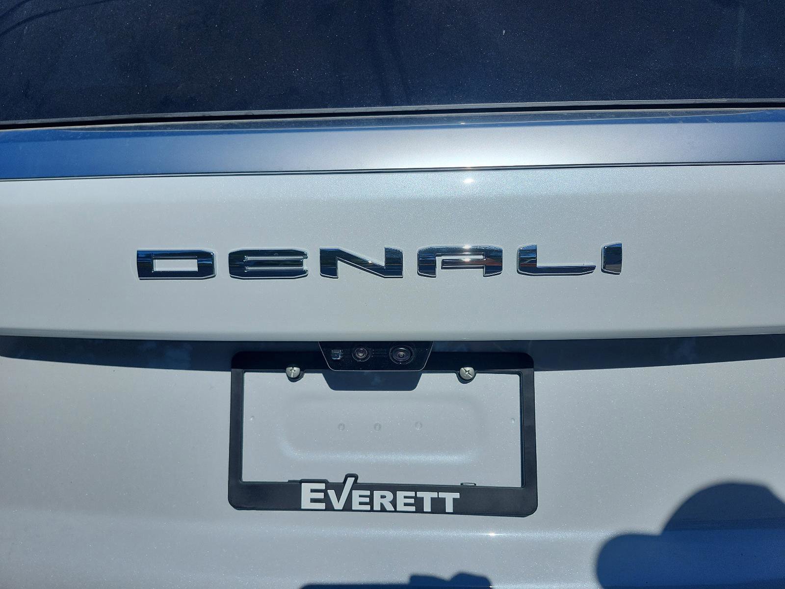 New 2026 GMC Yukon XL Denali w/ Denali Reserve Package image 6