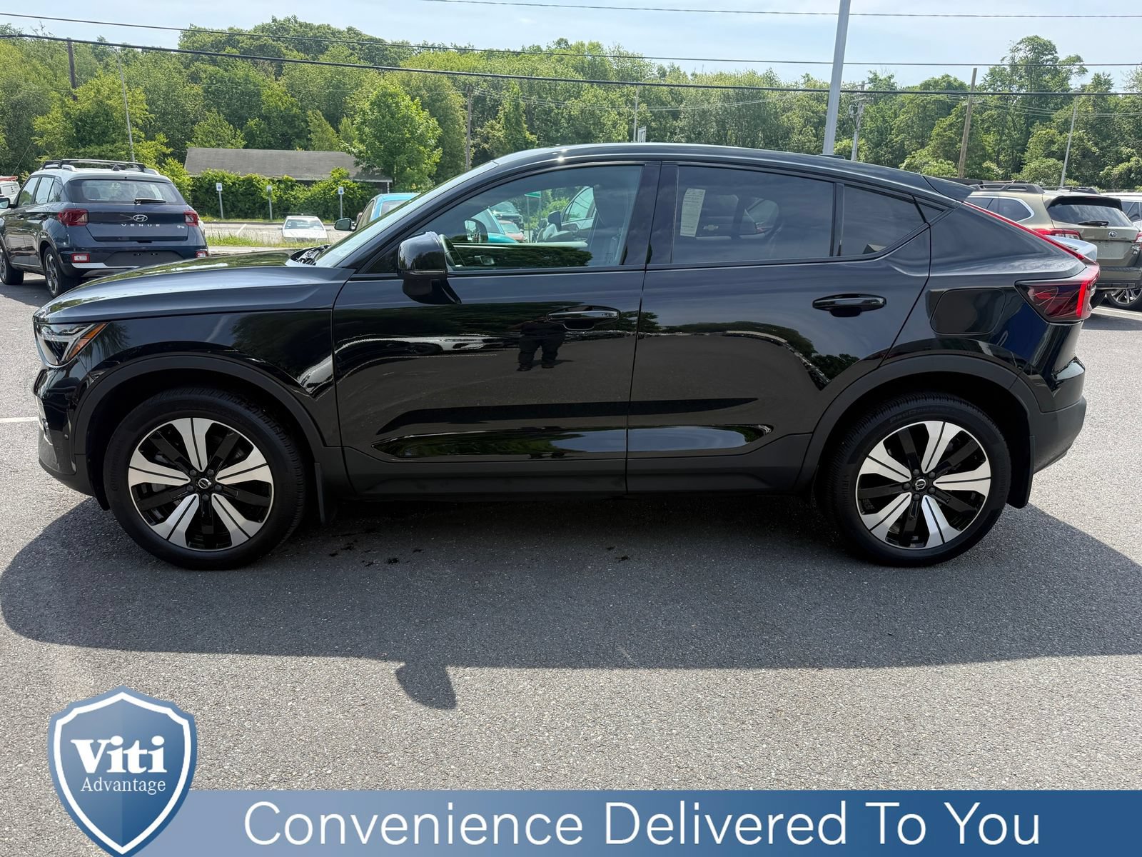Certified 2023 Volvo C40 P8 Recharge Plus AWD/4WD image 5