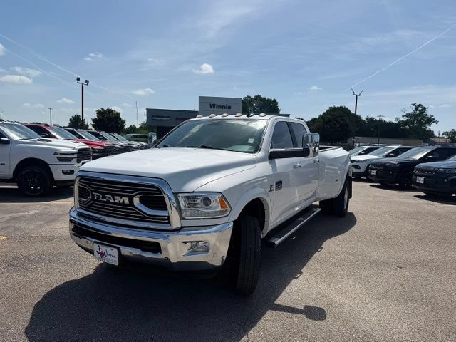 Used 2018 RAM 3500 Laramie Longhorn AWD/4WD image 3