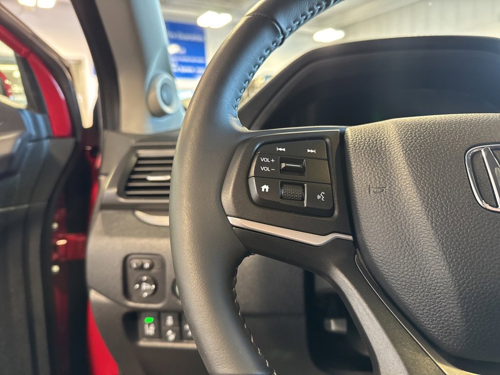 Certified 2025 Honda Ridgeline RTL image 17
