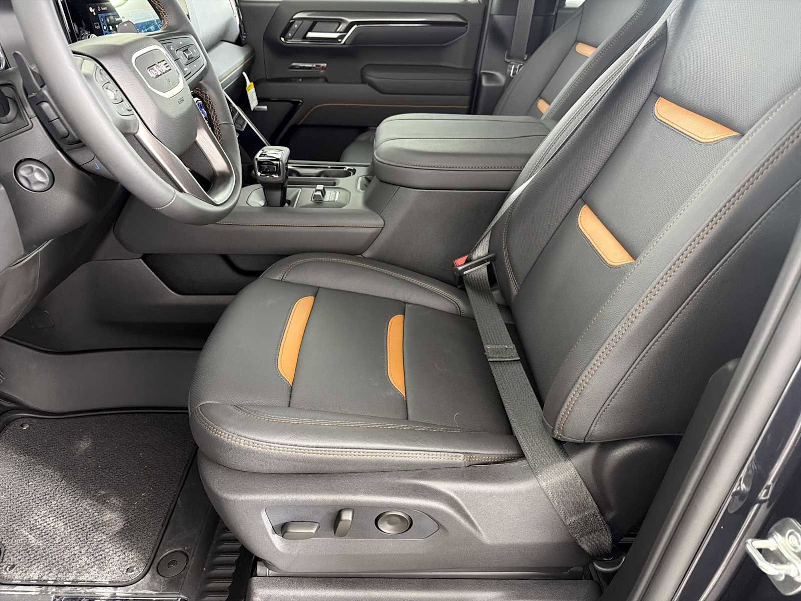 New 2026 GMC Sierra 1500 AT4 w/ AT4 Premium Package AWD/4WD image 14