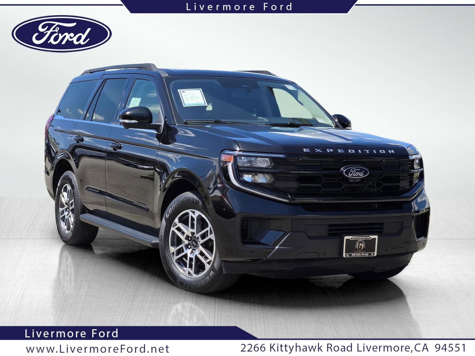 Certified 2025 Ford Expedition Active RWD image 1