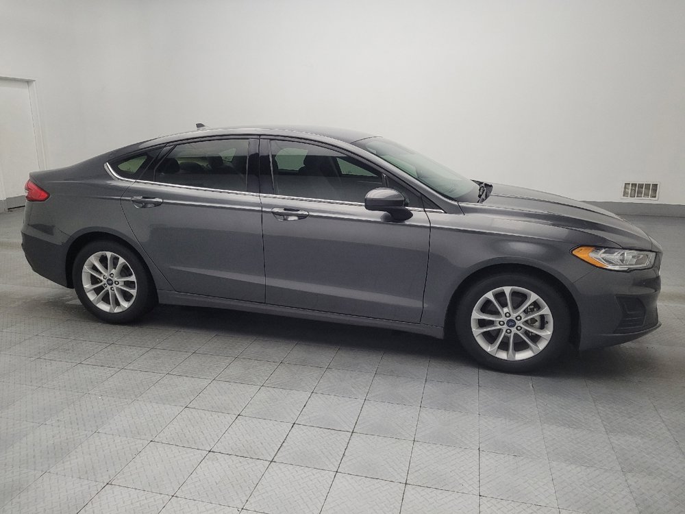 Used 2020 Ford Fusion SE image 11