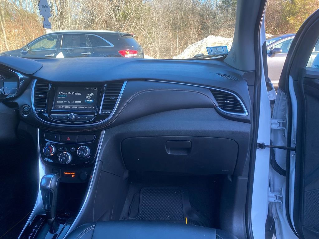 Used 2017 Chevrolet Trax Premier AWD/4WD image 27