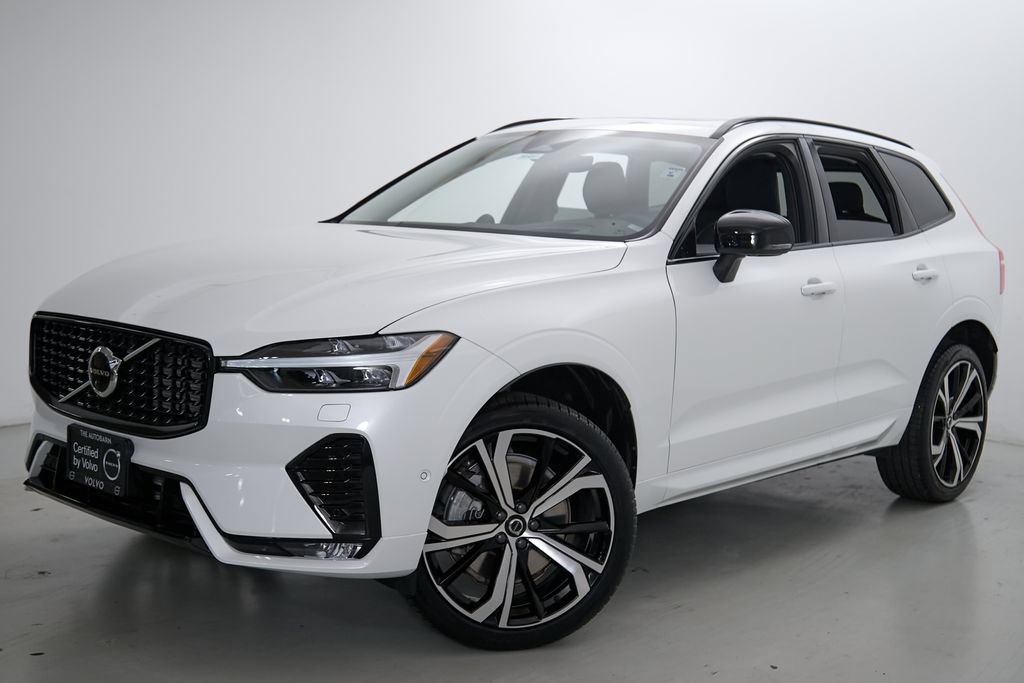 Certified 2023 Volvo XC60 B6 Ultimate w/ Climate Package AWD/4WD image 2