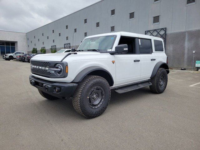 New 2025 Ford Bronco Badlands AWD/4WD image 2