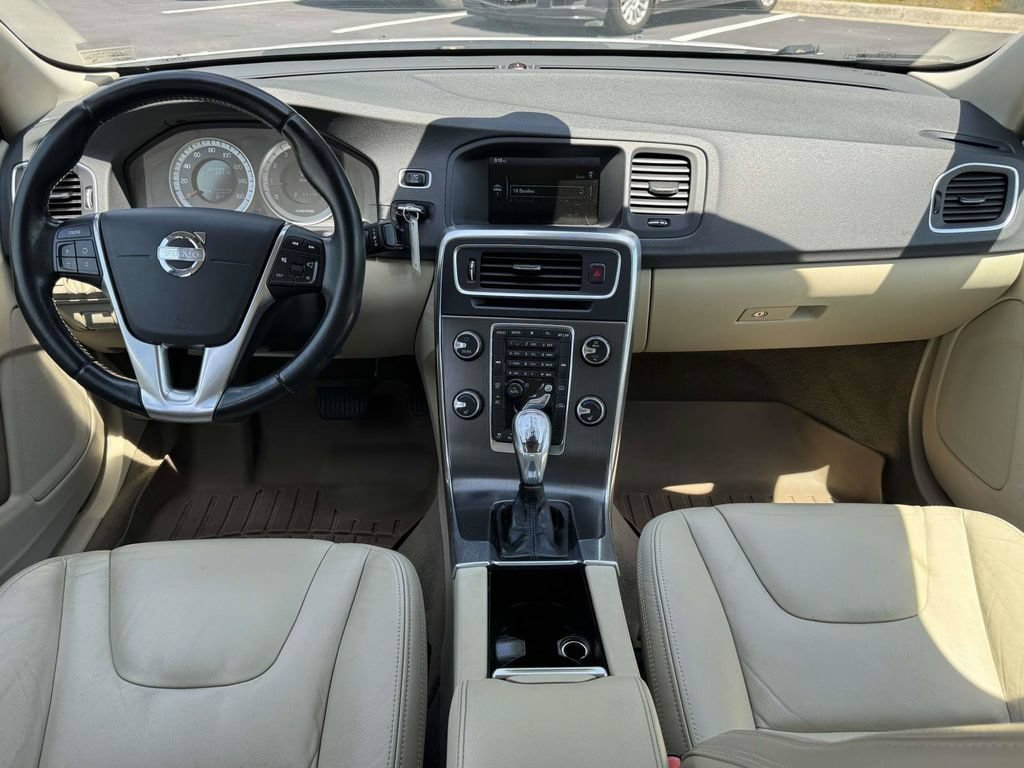 Used 2013 Volvo S60 T5 AWD/4WD image 3