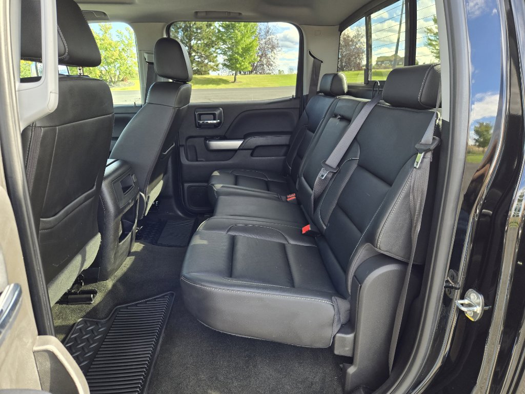 Used 2018 Chevrolet Silverado 3500 LTZ image 25