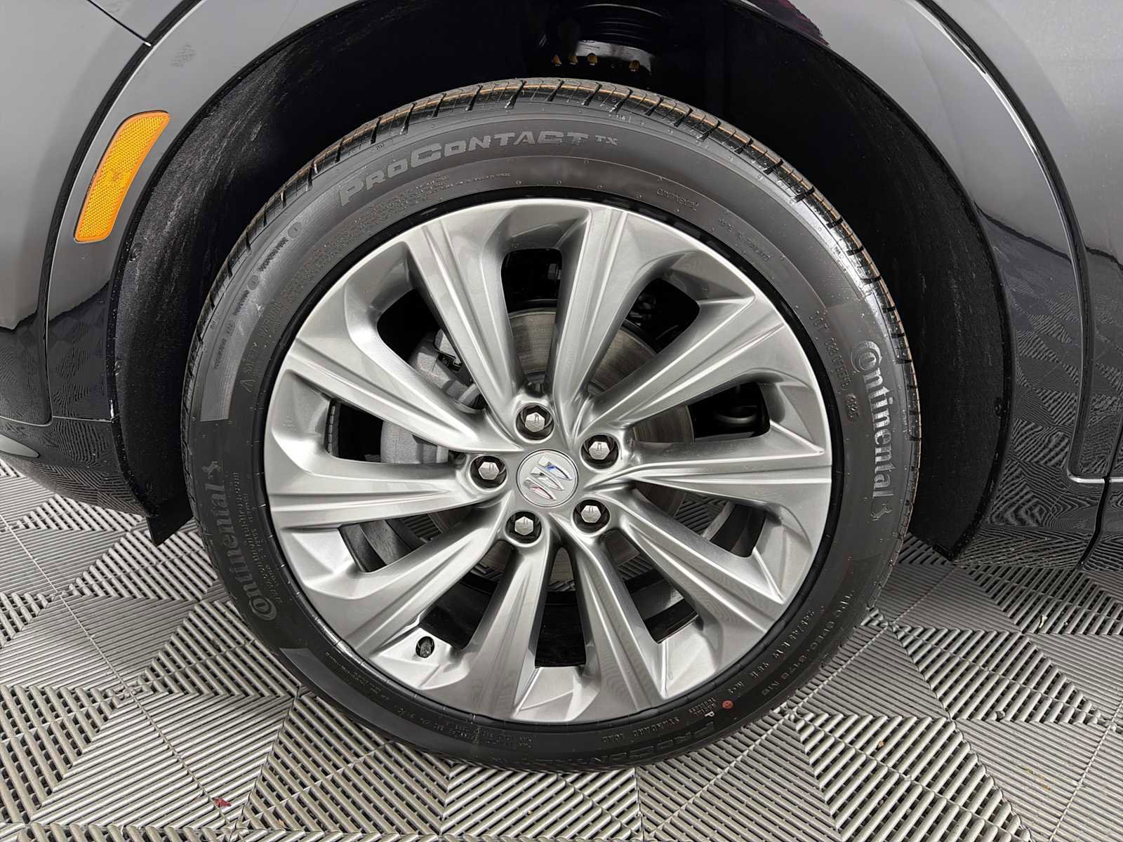 New 2026 Buick Envista Avenir image 9