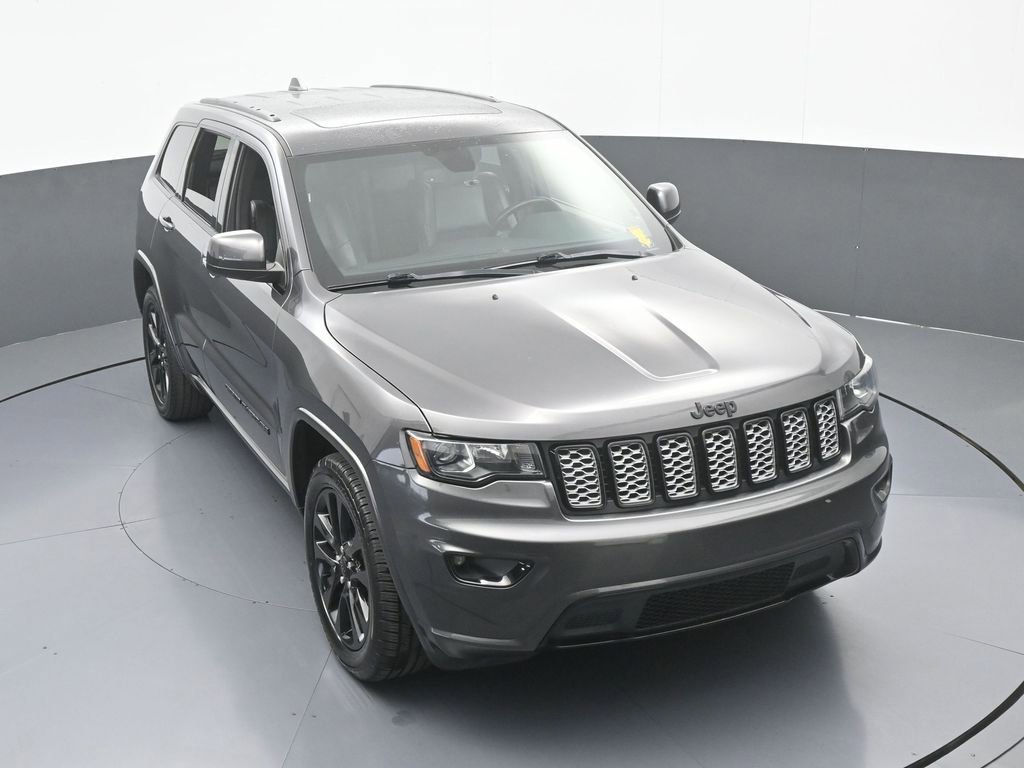 Used 2019 Jeep Grand Cherokee Altitude image 47