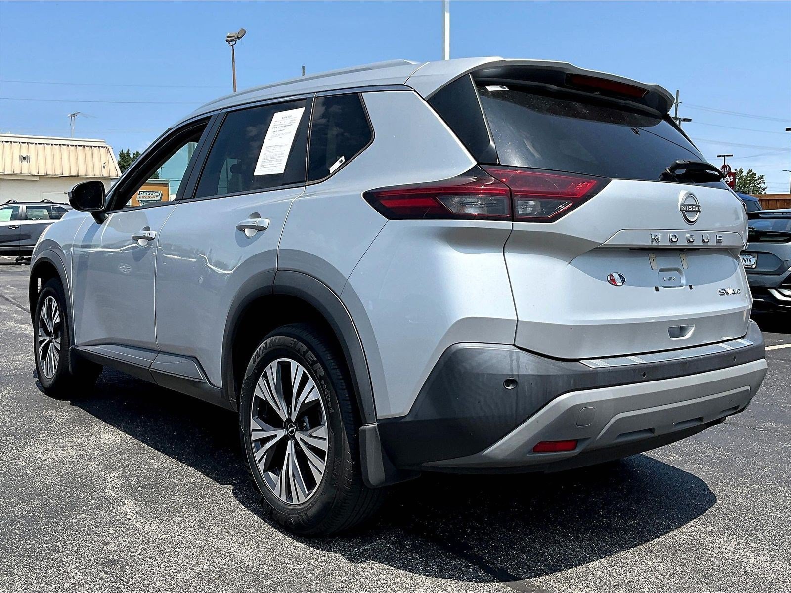 Used 2022 Nissan Rogue SV w/ SV Premium Package AWD/4WD image 4