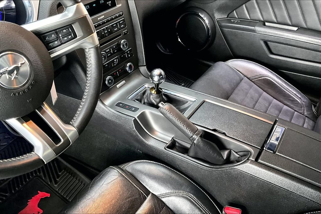 Used 2014 Ford Mustang GT Premium w/ Comfort Package RWD image 17