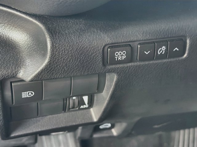 Used 2024 Lexus IS 350 F Sport RWD image 10