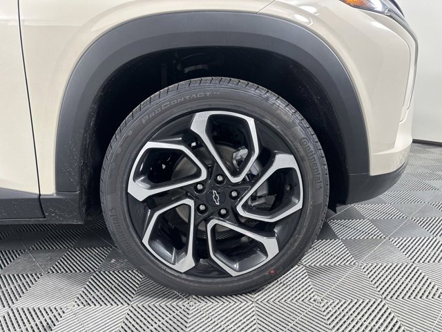 New 2026 Chevrolet Trax RS w/ Sunroof Package image 9