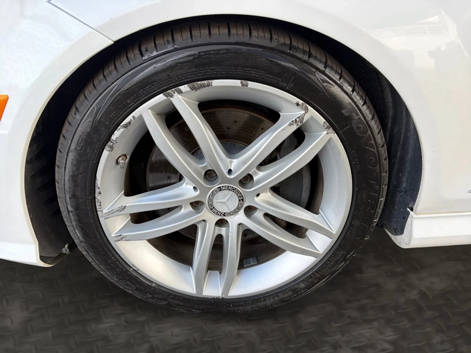 Used 2013 Mercedes-Benz C 300 4MATIC Sedan image 35