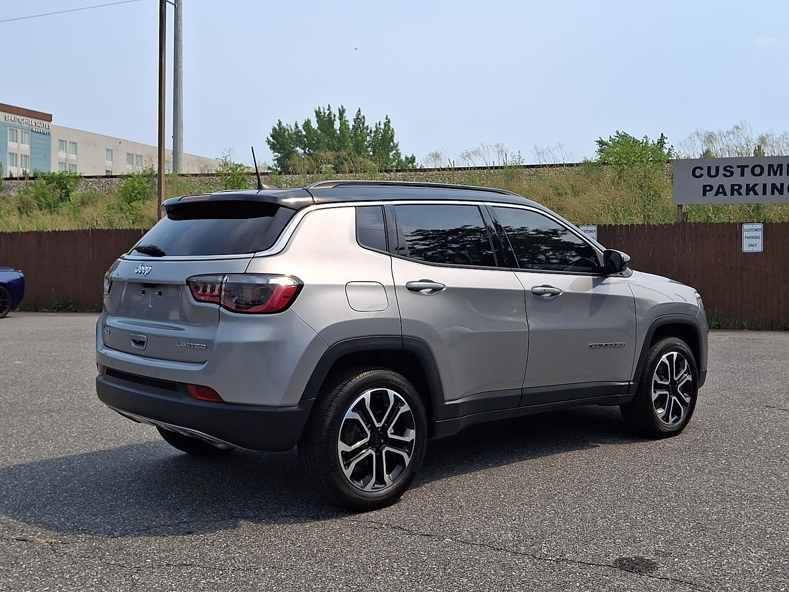 Used 2023 Jeep Compass Limited AWD/4WD image 6