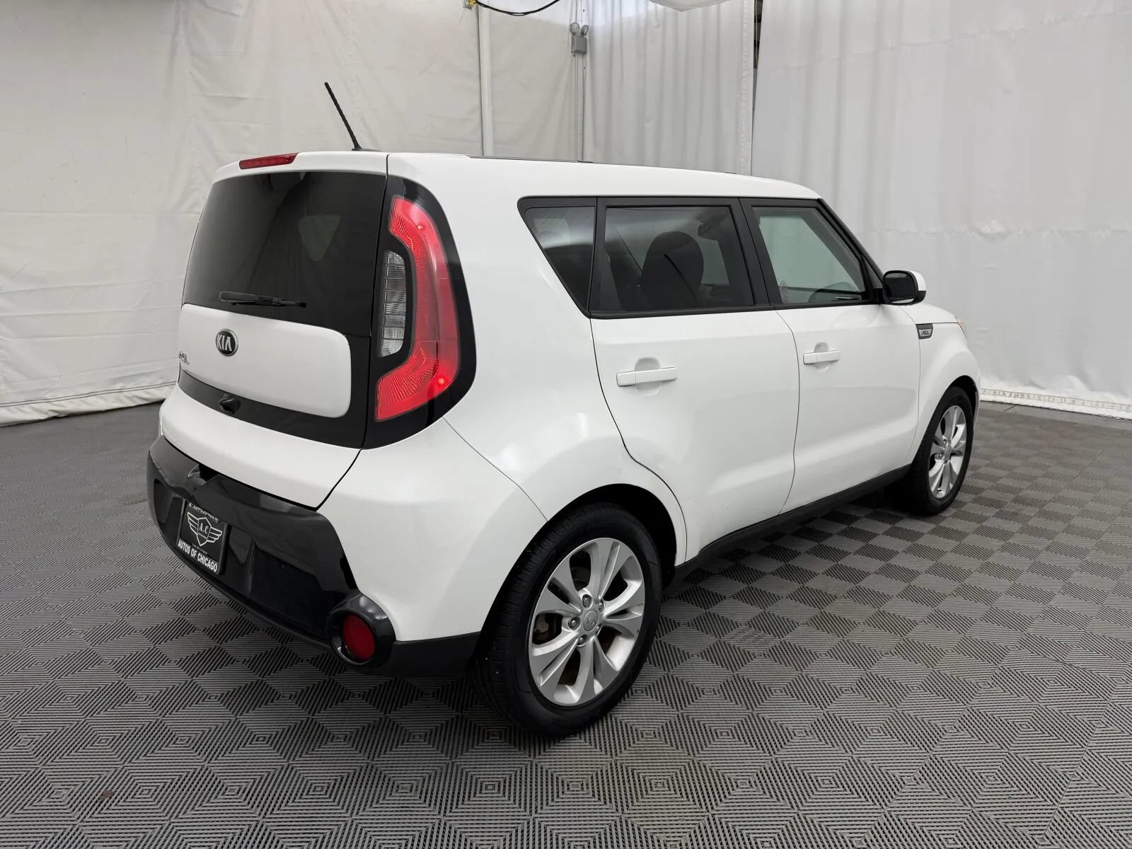 Used 2016 Kia Soul + w/ Audio Package FWD image 5