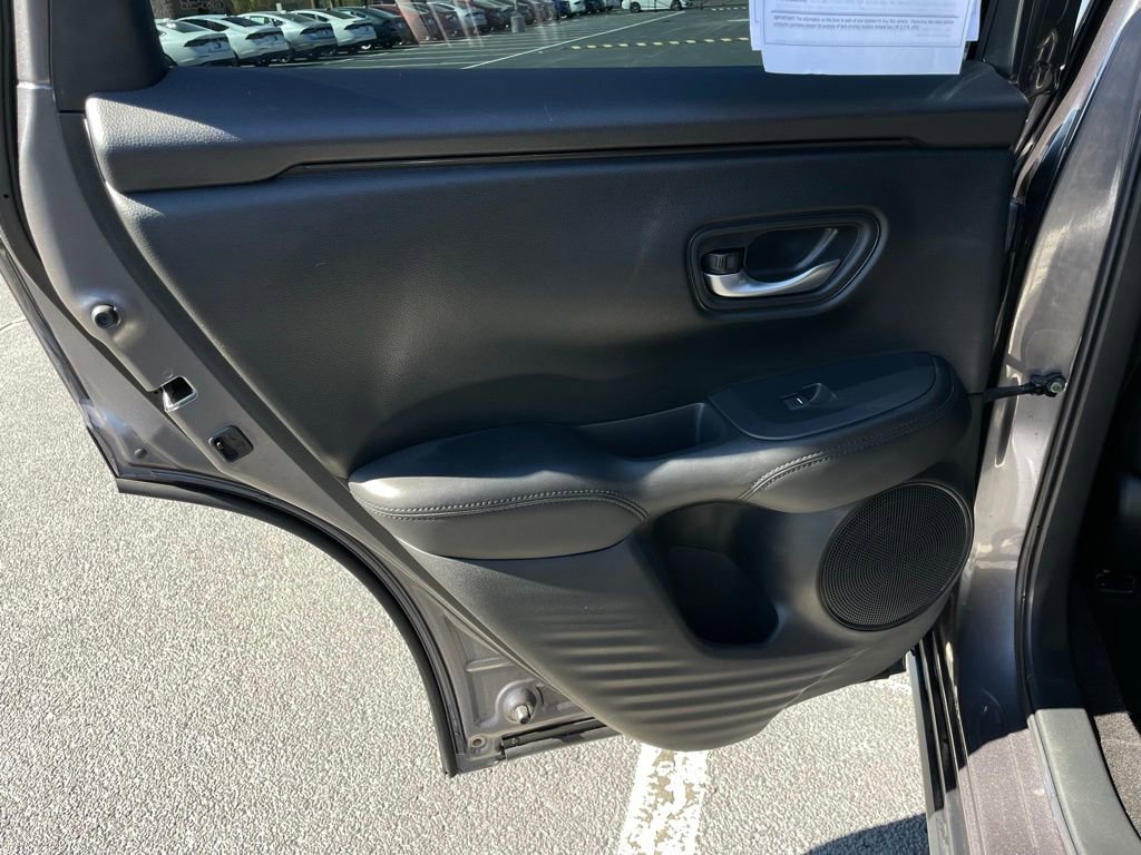 Certified 2025 Honda HR-V LX image 38