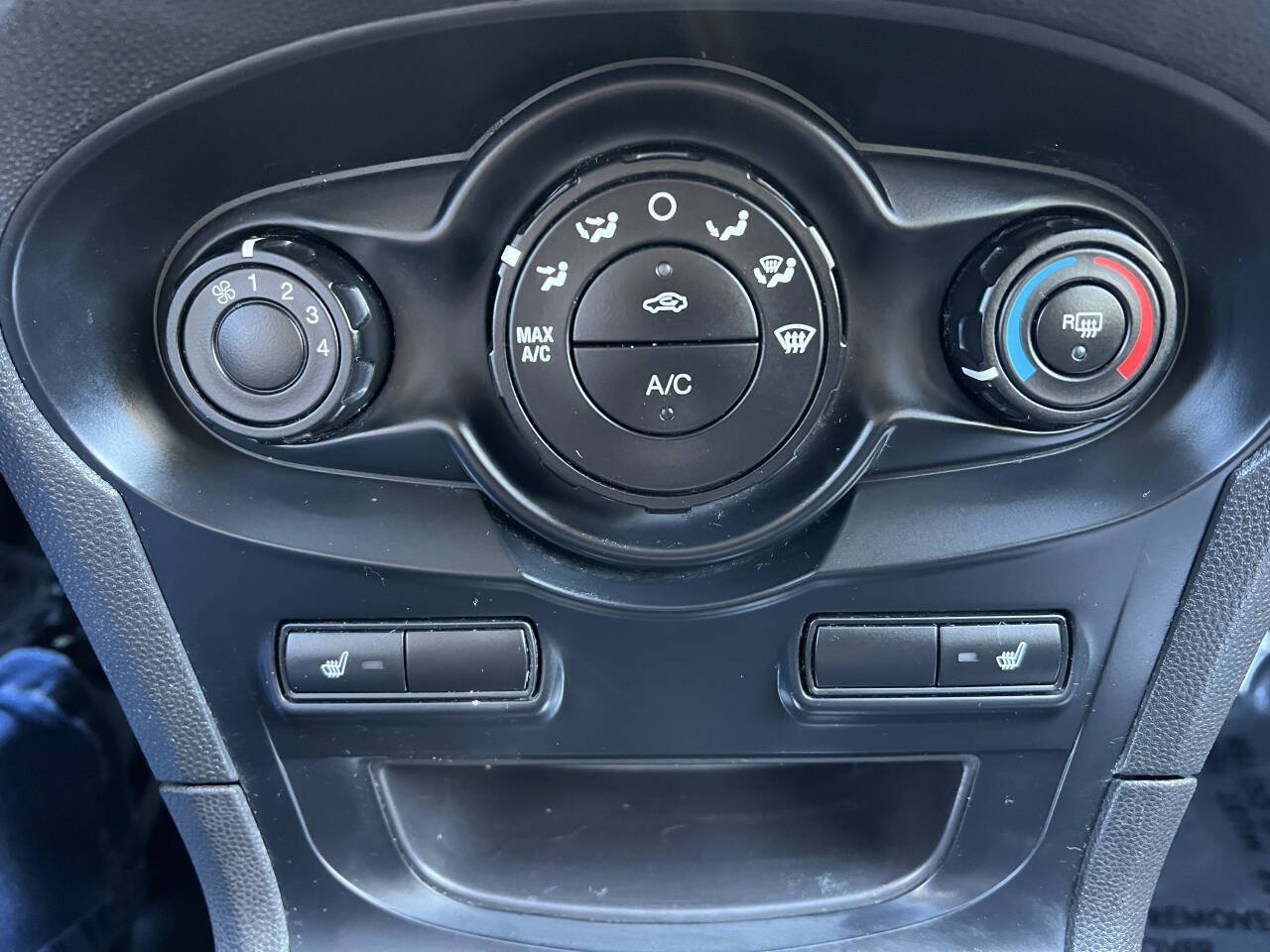 Used 2012 Ford Fiesta SE FWD image 19
