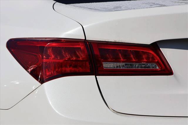 Used 2020 Acura TLX FWD image 11
