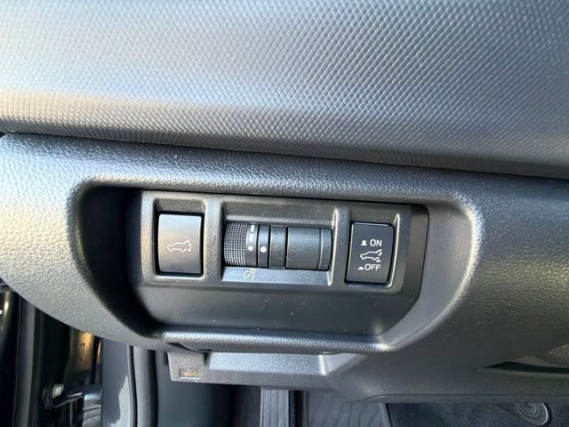 Used 2025 Subaru Forester Limited w/ Popular Package #2 AWD/4WD image 33