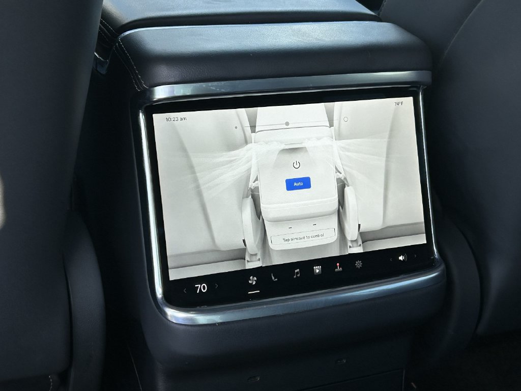 Used 2023 Tesla Model X AWD/4WD image 14