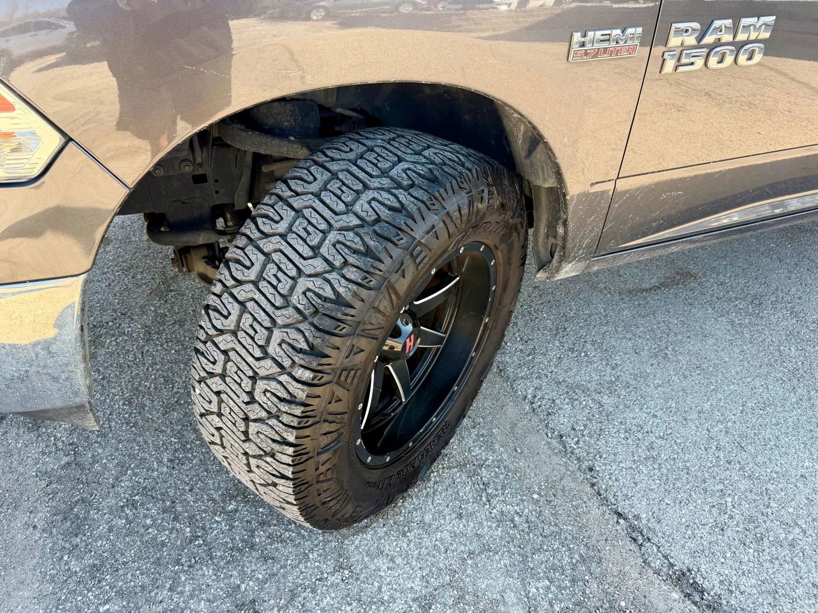 Used 2018 RAM 1500 Lone Star AWD/4WD image 9