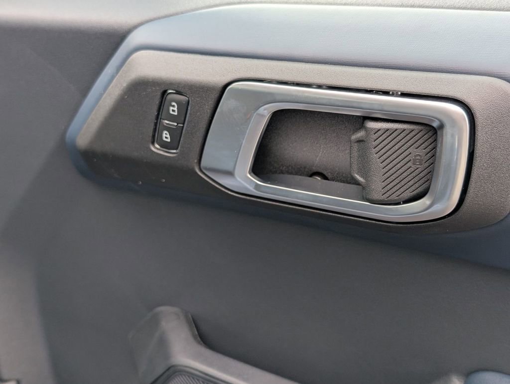 New 2025 Ford Bronco Heritage Edition image 48