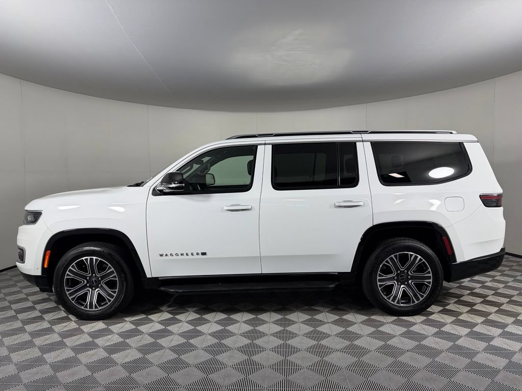Used 2025 Jeep Wagoneer Series II AWD/4WD image 9