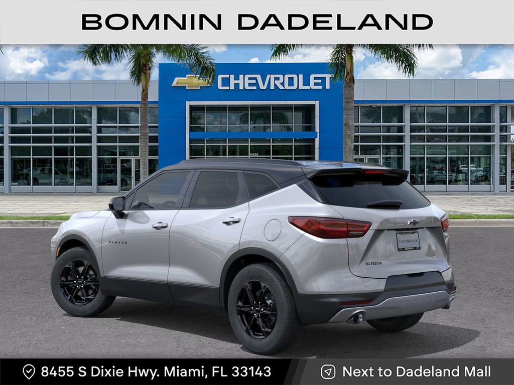 New 2025 Chevrolet Blazer LT w/ Midnight/Sport Edition image 4