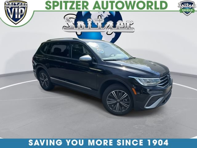 Used 2024 Volkswagen Tiguan Wolfsburg Edition w/ Panoramic Sunroof Package AWD/4WD image 2