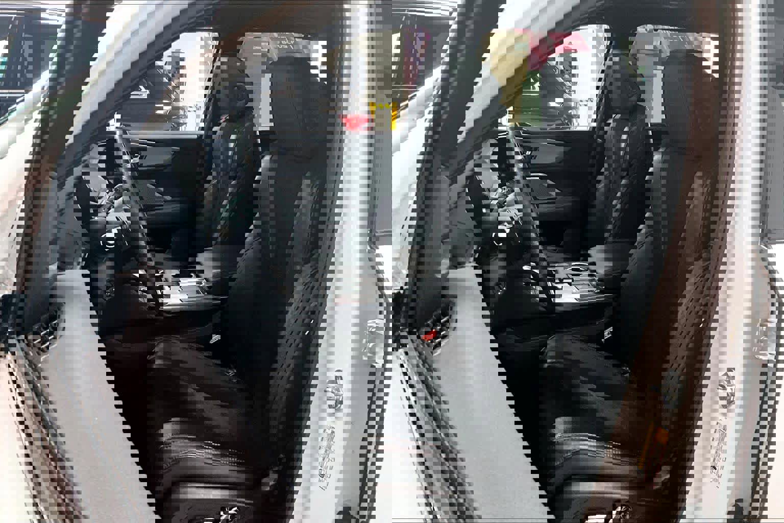 Used 2023 Acura MDX A-Spec image 10