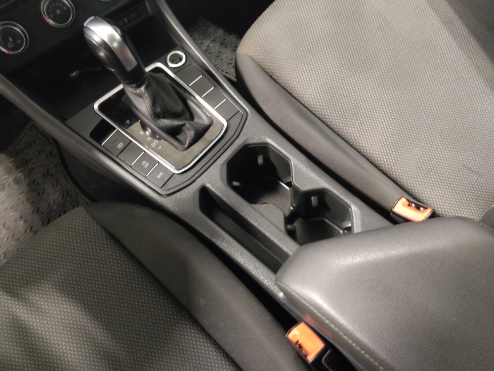 Used 2020 Volkswagen Jetta S w/ Driver Assistance Package image 22