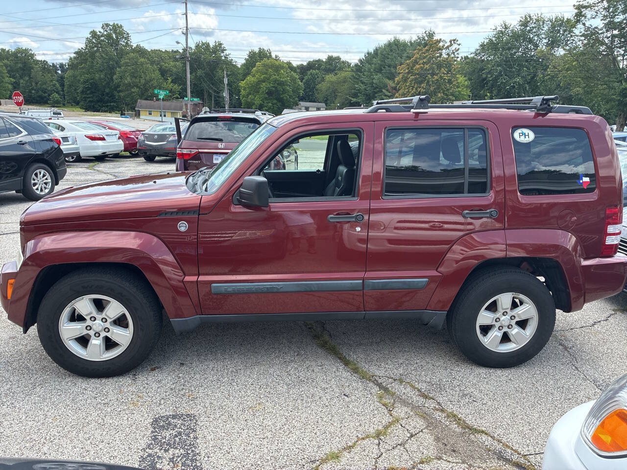 Used 2009 Jeep Liberty Sport w/ Popular Equipment Group AWD/4WD image 5
