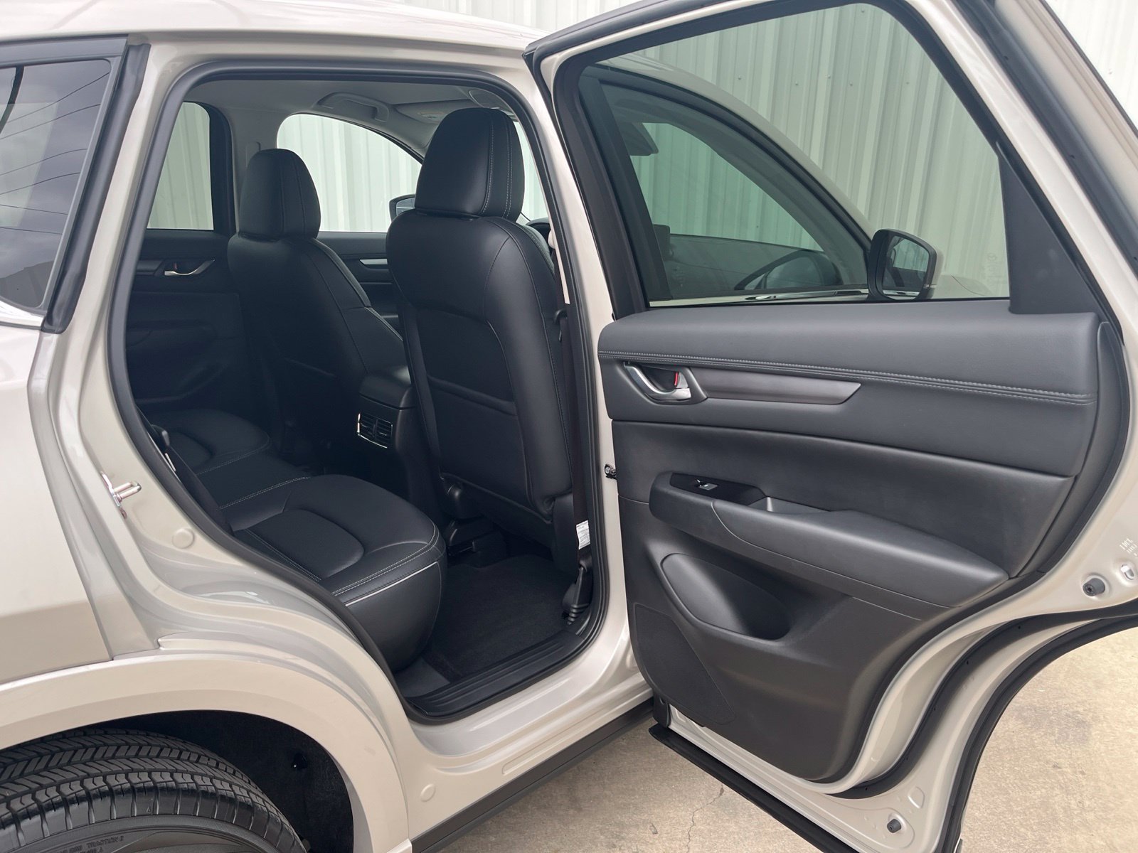 Certified 2025 MAZDA CX-5 AWD 2.5 S w/ Preferred Package image 15