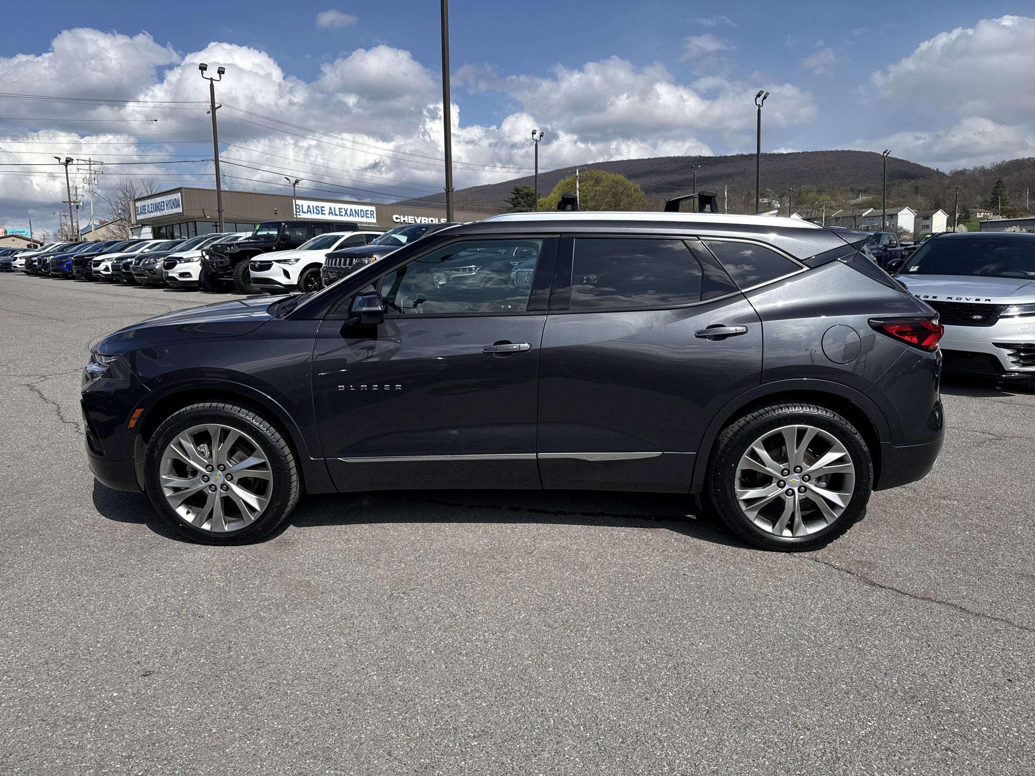 Used 2022 Chevrolet Blazer Premier w/ Enhanced Convenience Package image 7