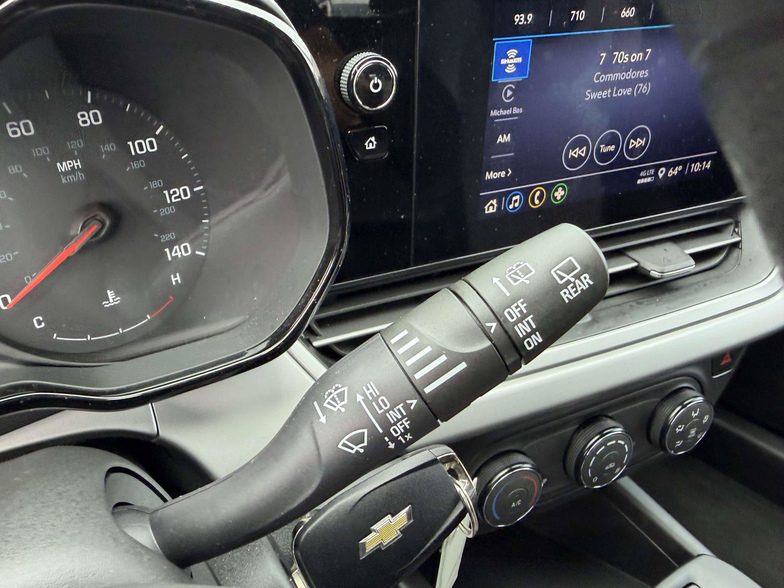 Used 2024 Chevrolet Trax LS w/ LS Convenience Package FWD image 38