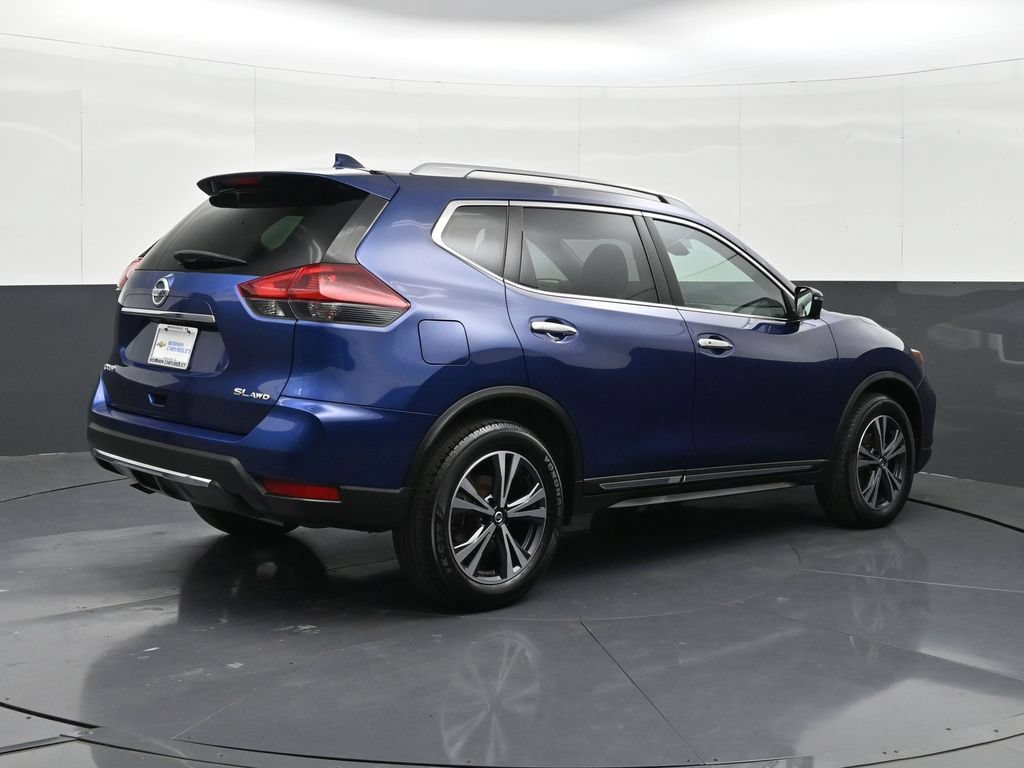 Used 2018 Nissan Rogue SL w/ Premium Package AWD/4WD image 5