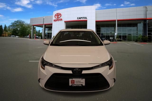 Certified 2025 Toyota Corolla LE w/ LE Premium Package FWD image 8