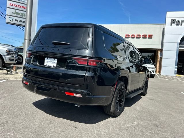 Used 2025 Jeep Wagoneer L Series II w/ Premium Group I AWD/4WD image 18