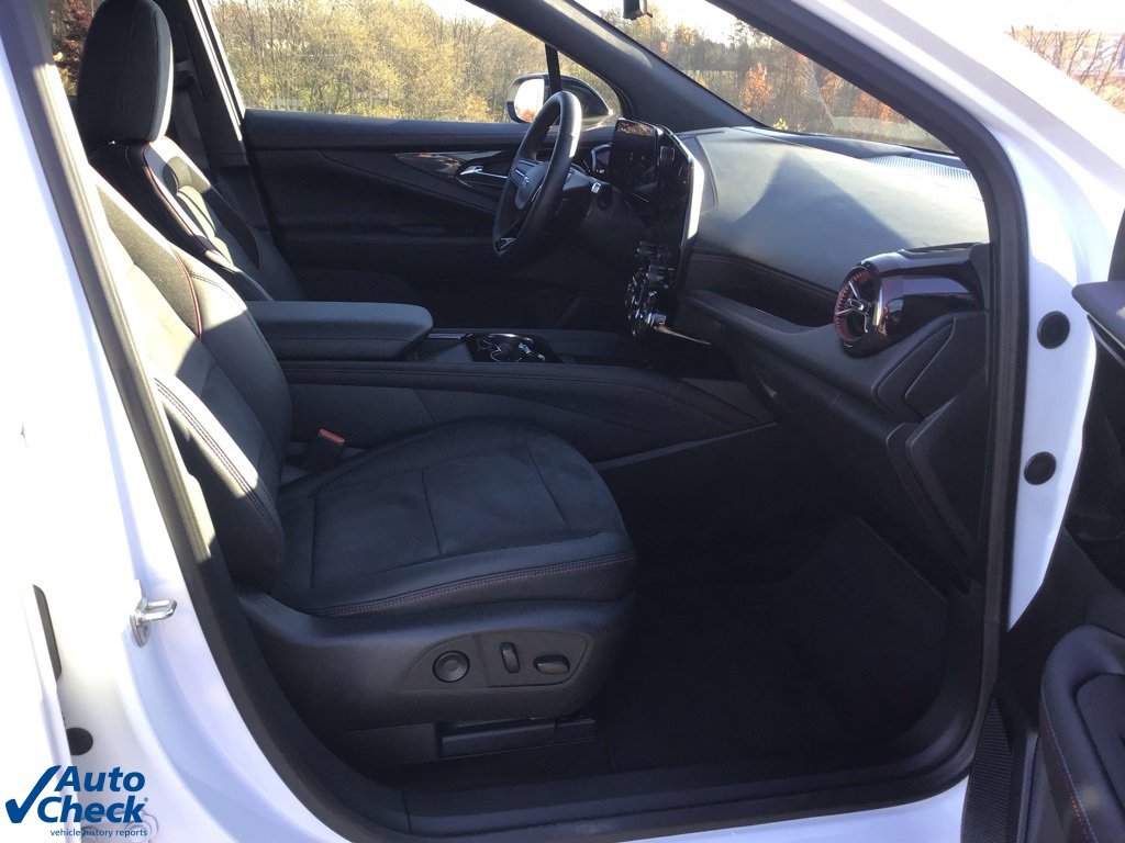 Used 2024 Chevrolet Blazer EV RS image 24