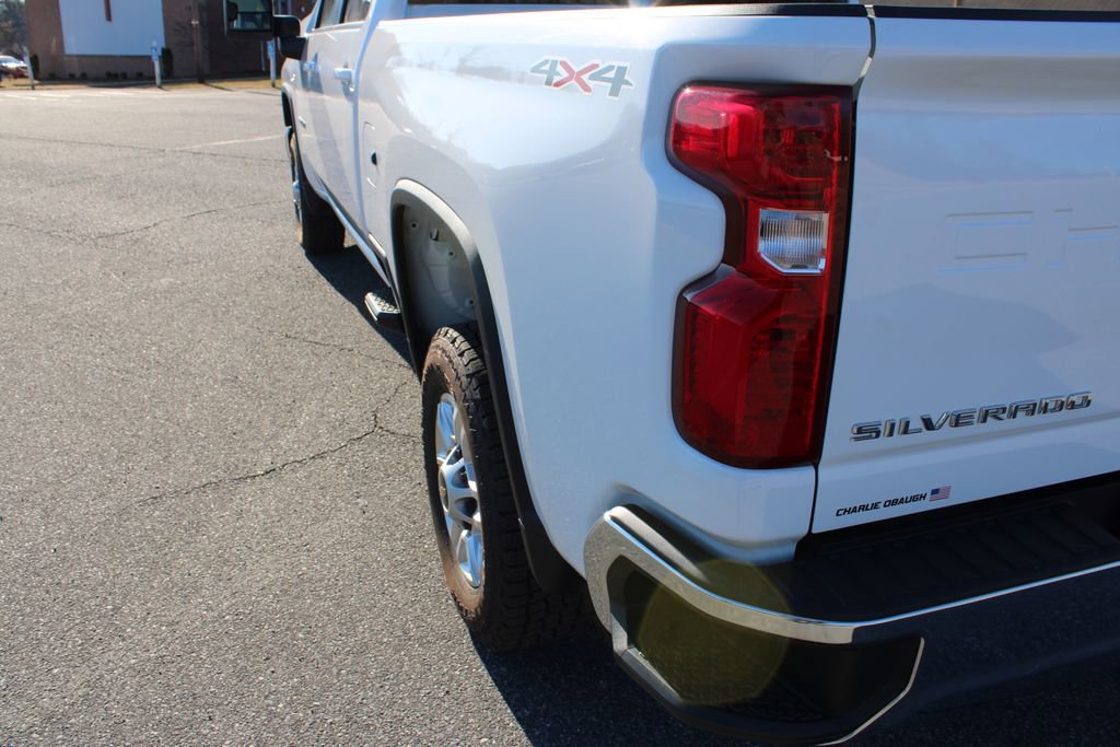 Used 2024 Chevrolet Silverado 2500 LT image 43