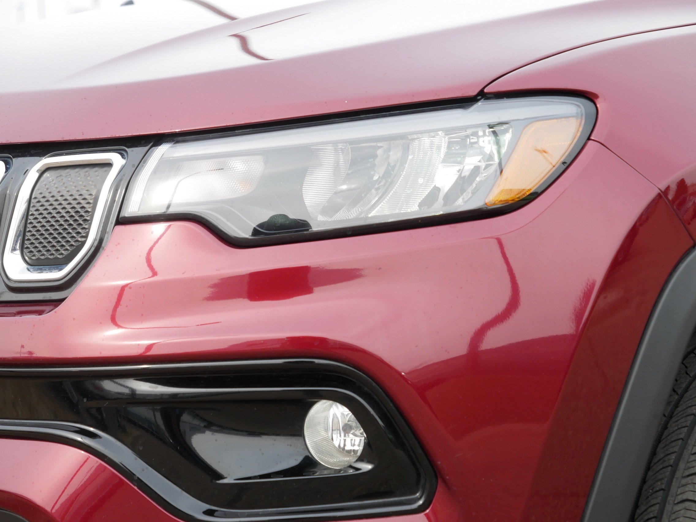 Used 2022 Jeep Compass Limited image 16