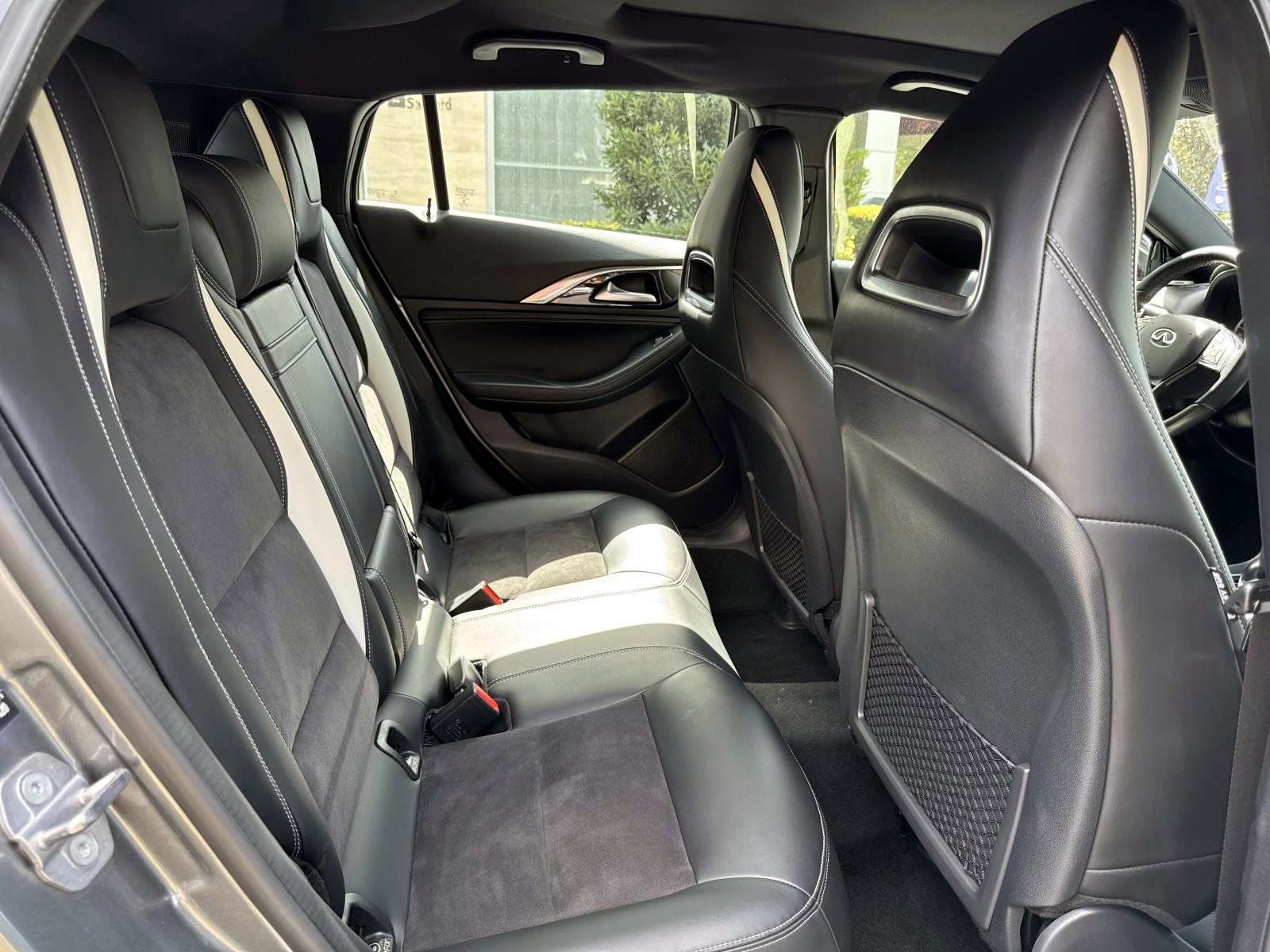 Used 2018 INFINITI QX30 Sport w/ Cargo Package image 17